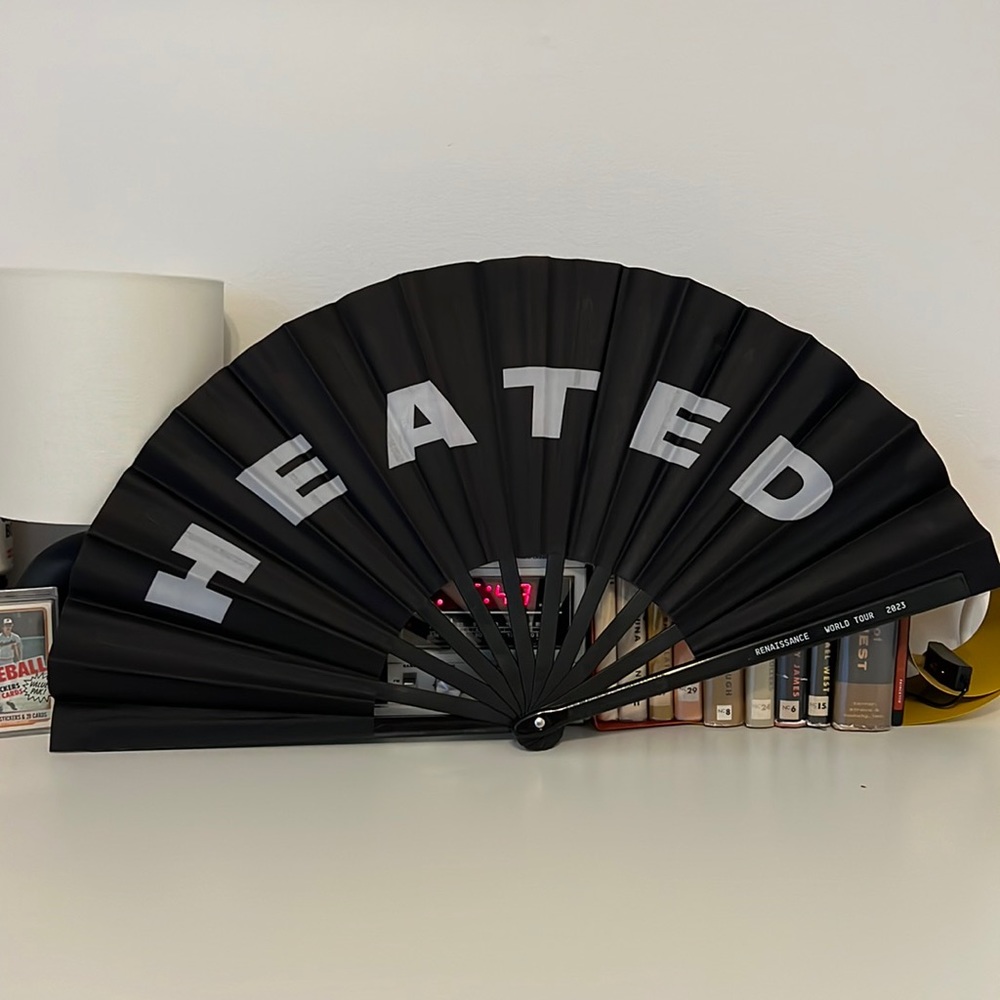Beyoncé Renaissance tour 2023 Heated fan